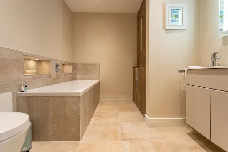 53 Degrees Properties – Portland (18 of 34)
