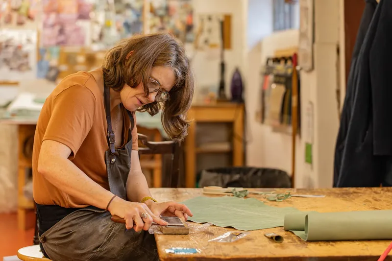 Creative Upholstery Classes – Masterclass