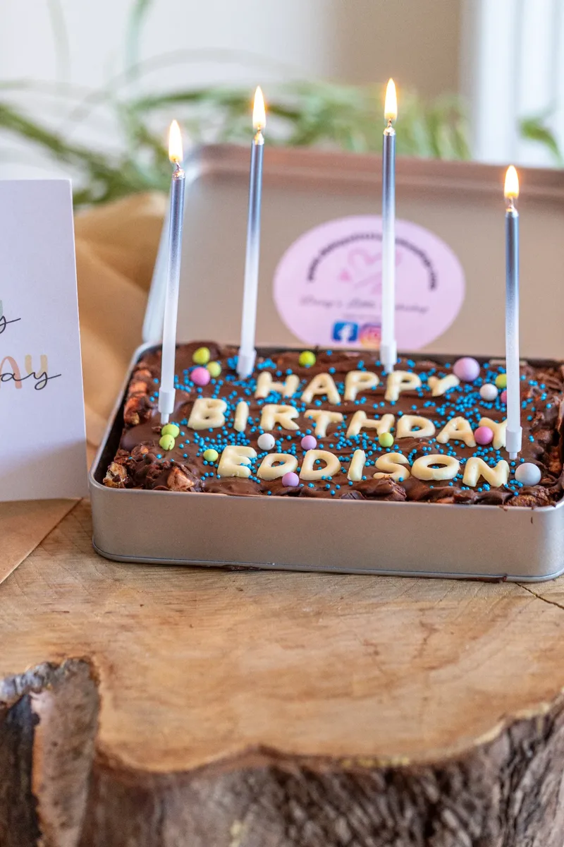 Daisy’s little cake shop (9 of 24)