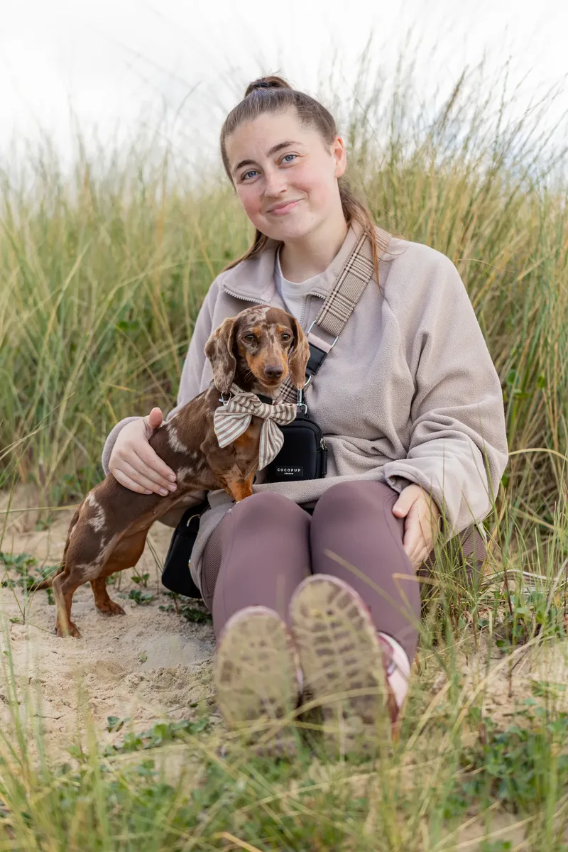 Margot at the beach (14 of 45)