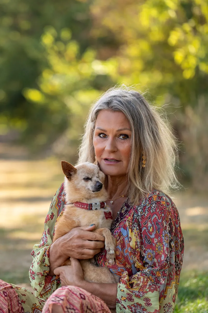 Tanya & Scamp (9 of 13)