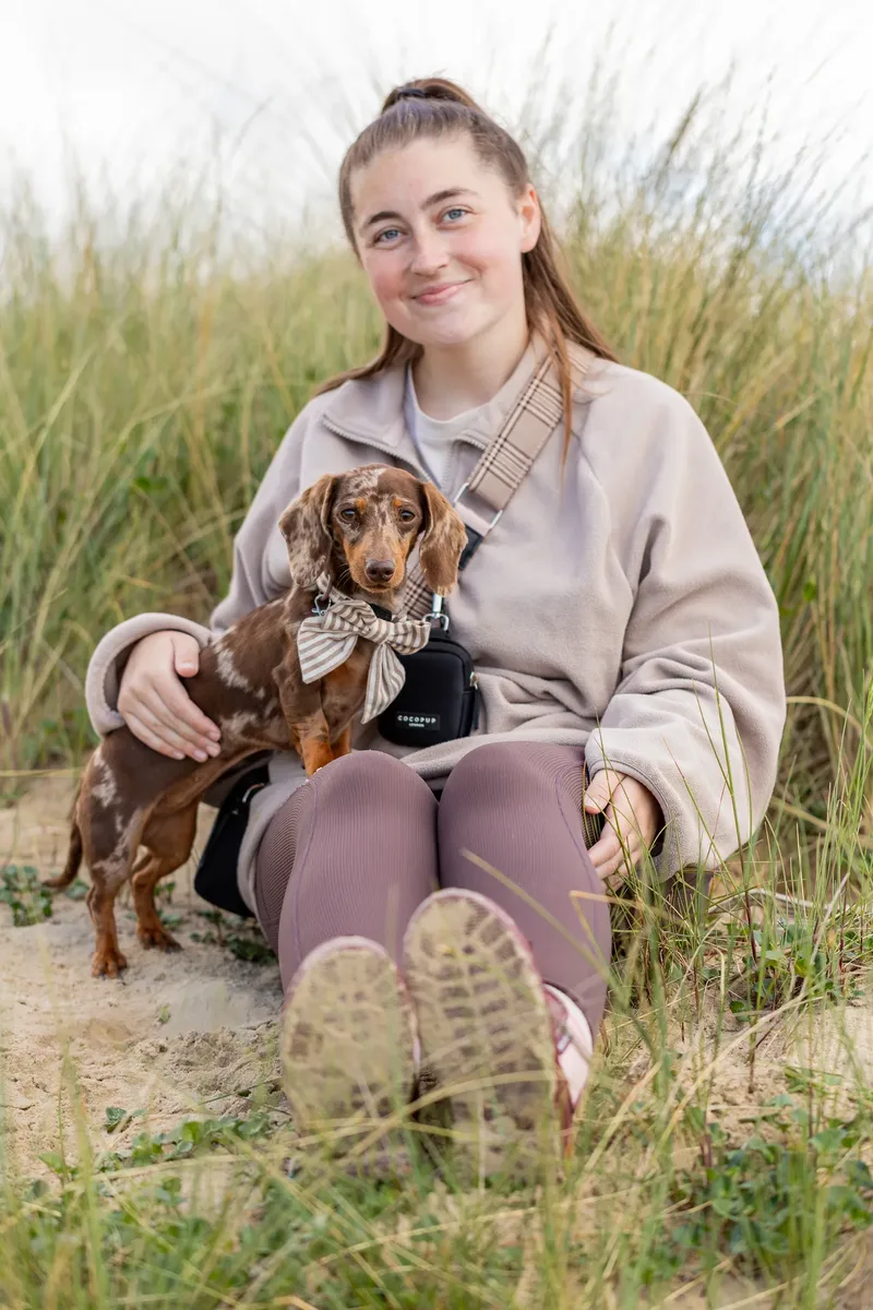 Margot at the beach (2 of 45)