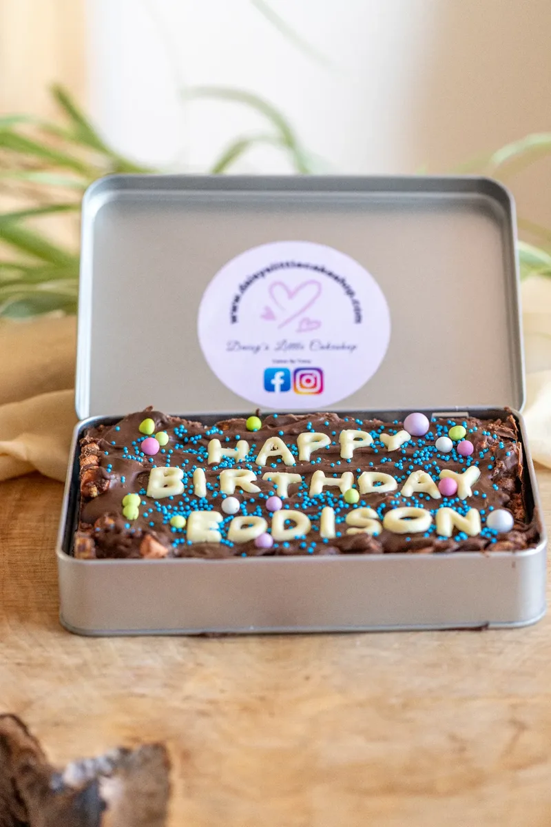 Daisy’s little cake shop (5 of 24)